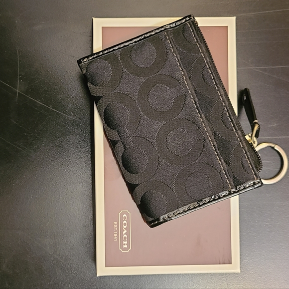 Coach Coin Wallet/Keychain - Picture 2 of 3